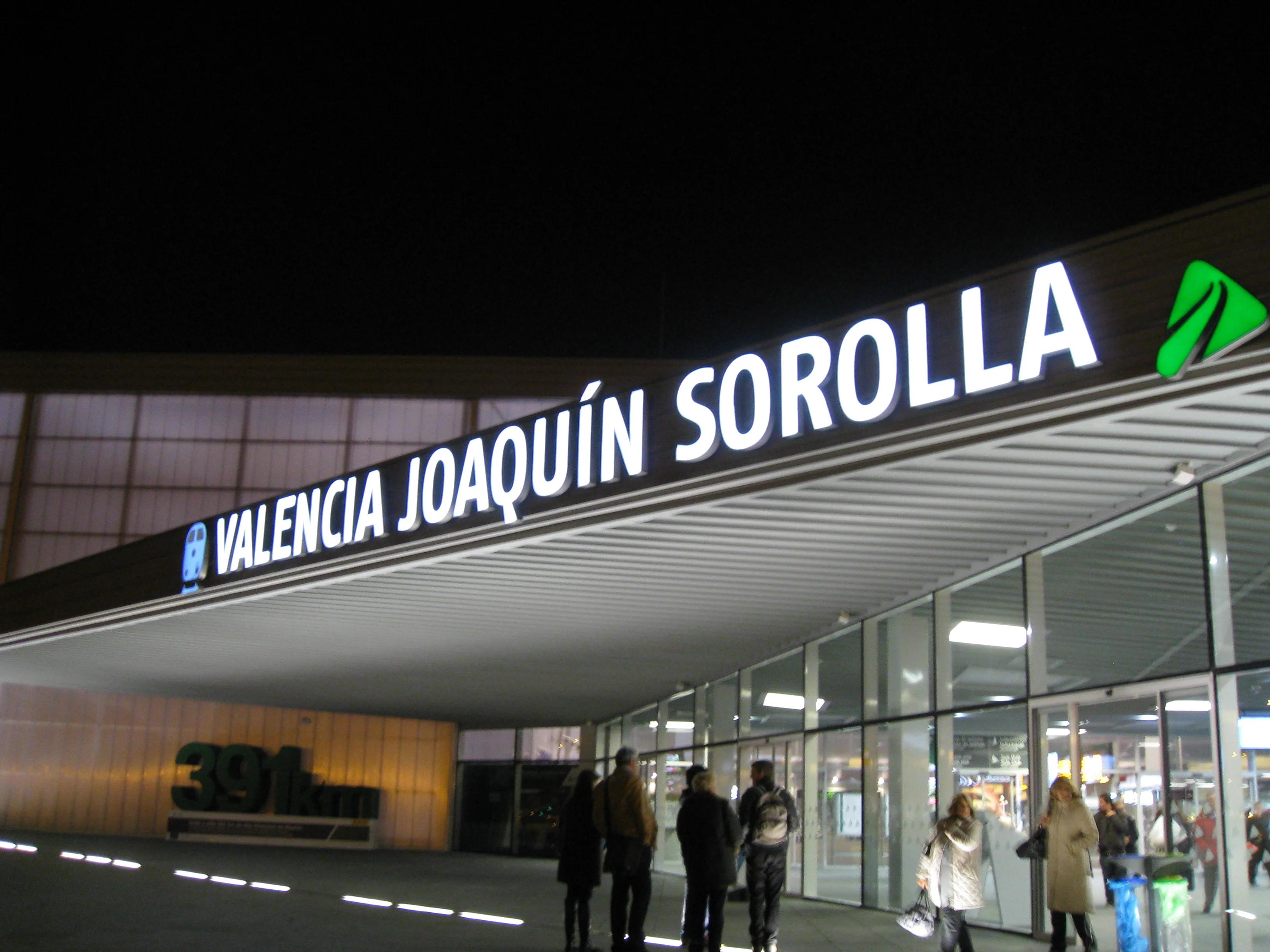 Cómo llegar a la Estación de Joaquín Sorolla de Valencia